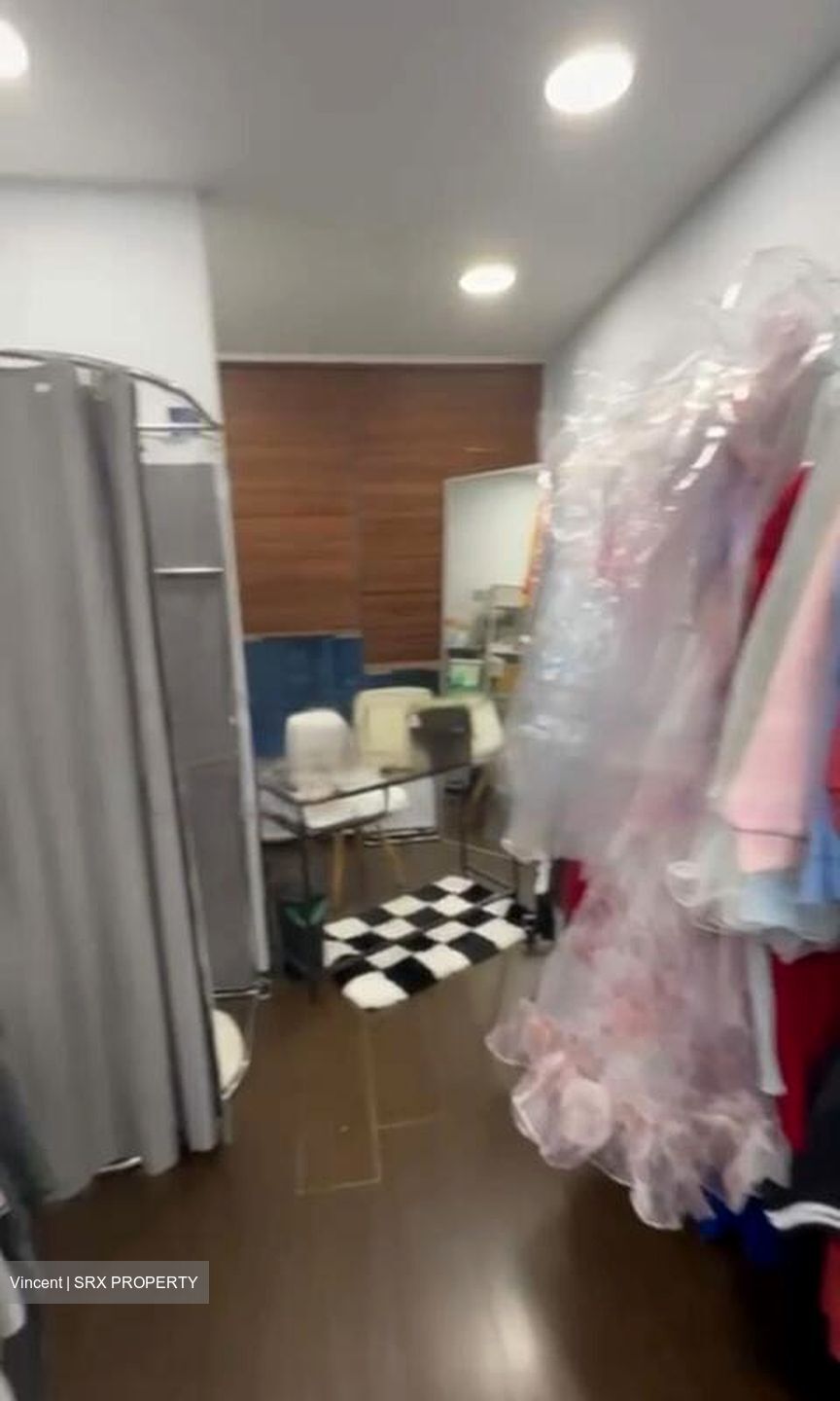 Queensway Tower / Queensway Shopping Centre (D3), Shop House #453040721